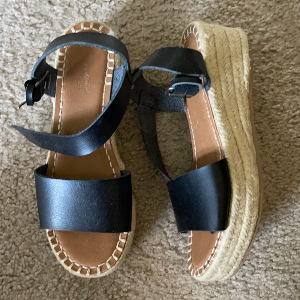 Espadrille sandals